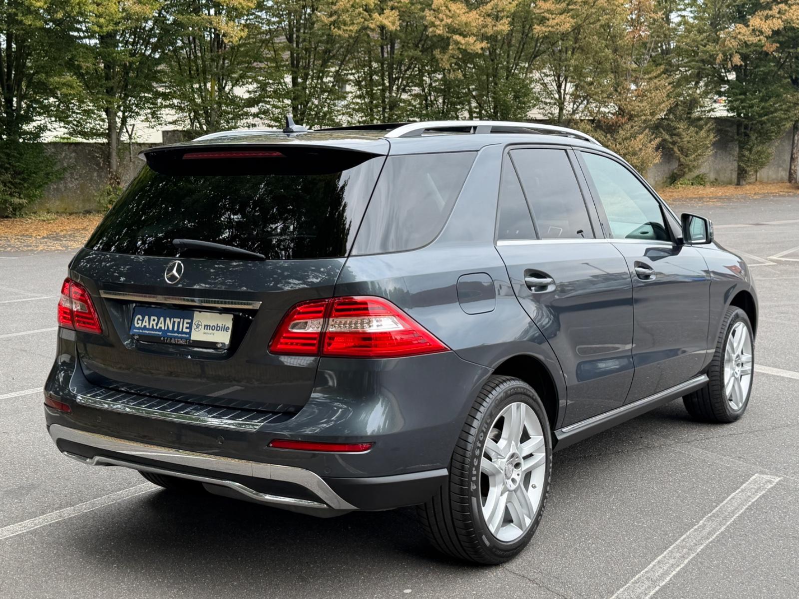 Mercedes-Benz ML 350 CDI BlueTec 4Matic*Panorama*20Zoll*Top*