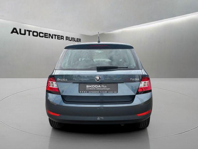 Foto Nummer 4: SKODA Fabia