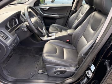 Volvo XC60 - 10