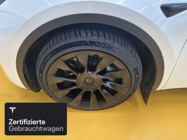 Tesla Model Y Long Range AWD foto 7