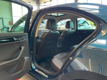 Skoda Superb Lim. L&K *Pano*Xenon*Kamera*