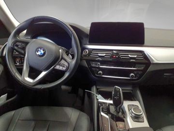 BMW 520 - 5