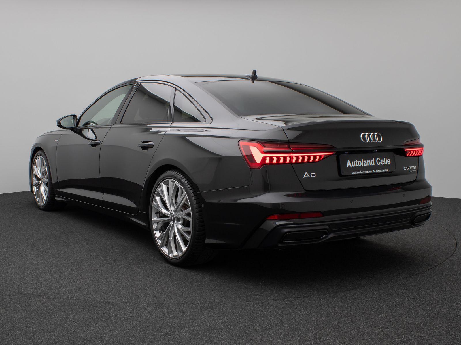 Fahrzeugabbildung Audi A6 Lim. 55 TFSI quattro S-Line + B&O SoftCl HUD