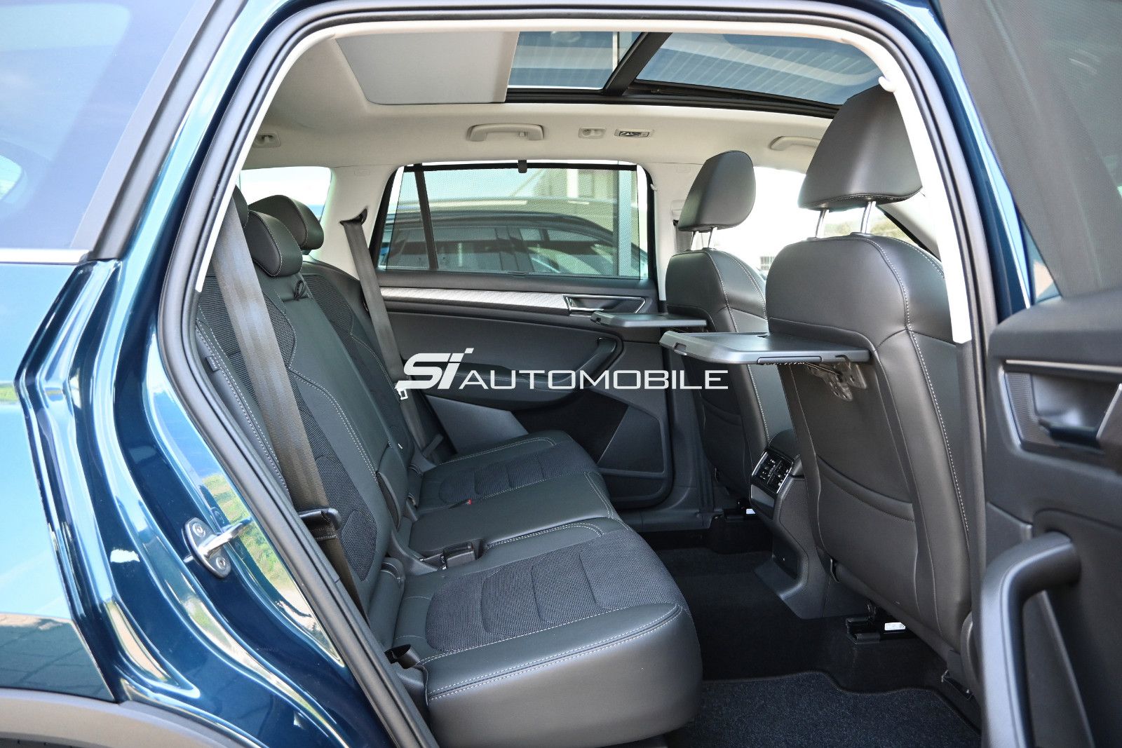 Fahrzeugabbildung SKODA Kodiaq 2.0 TDI DSG STYLE °ACC°AHK°STANDHEIZ°PANO