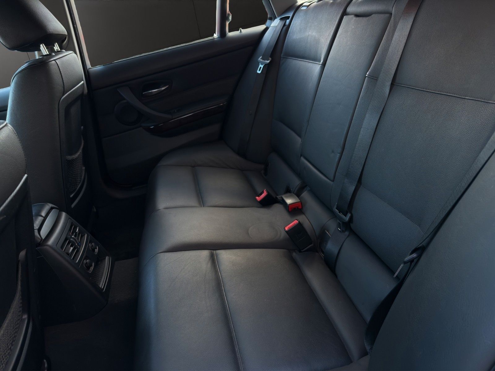 Fahrzeugabbildung BMW 335i Touring xDrive *Pano*Xenon*Elektr.Sitze