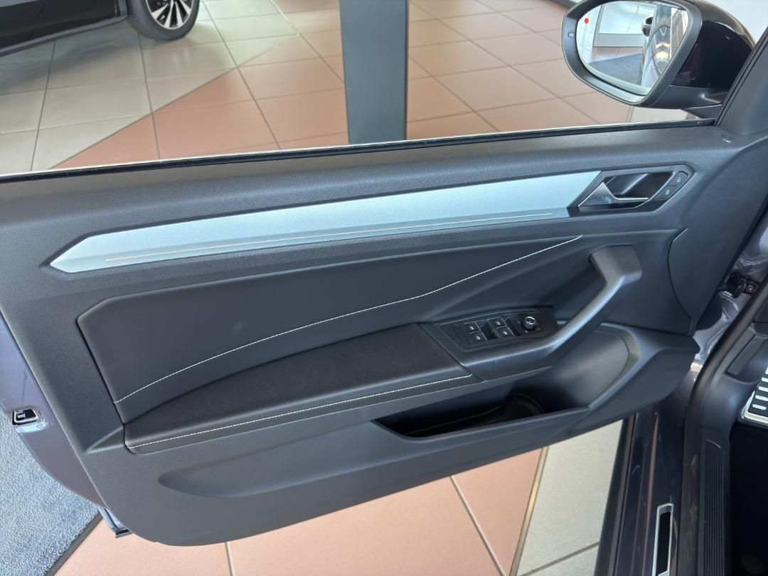Fahrzeugabbildung Volkswagen T-Roc Cabriolet Goal.DSG.RFK.GJR.ClimatronicDisc