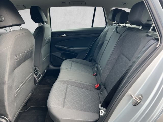 Golf VIII Variant Life 1.5 eTSI DSG AHK*Navi*LED