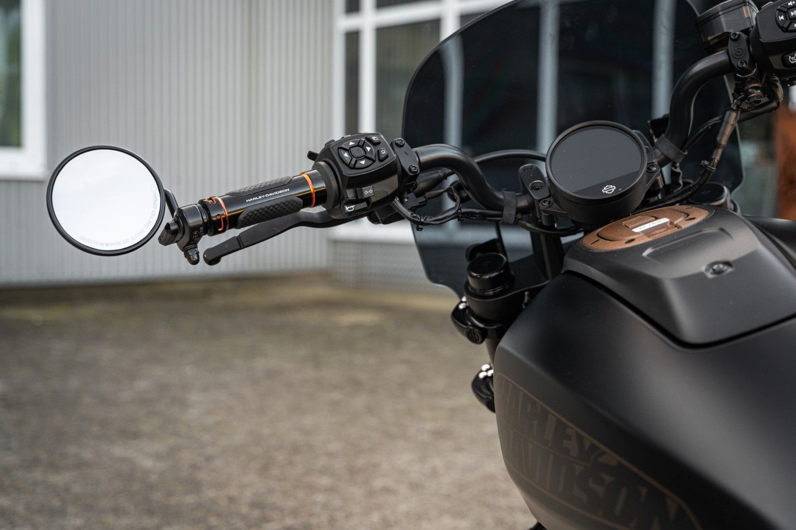 Fahrzeugabbildung Harley-Davidson SPORTSTER S RH1250S HD-Kiel 240er-Umbau