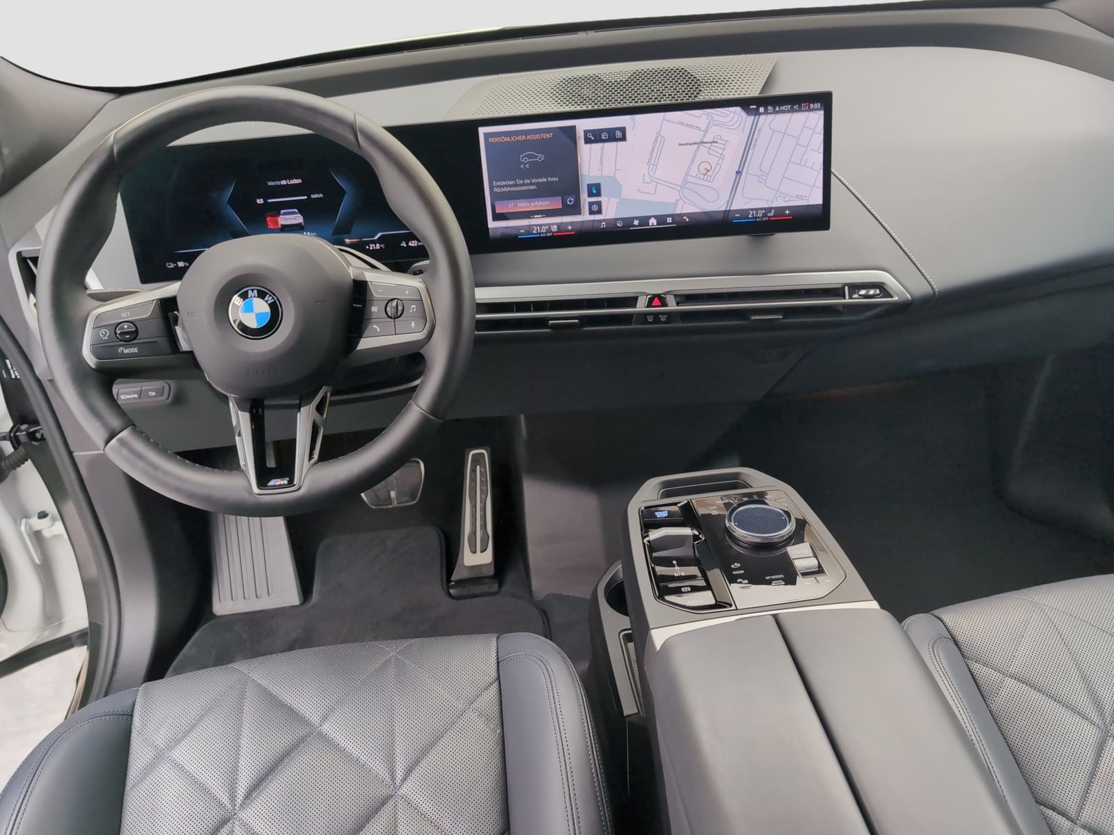 BMW iX - Bild 12