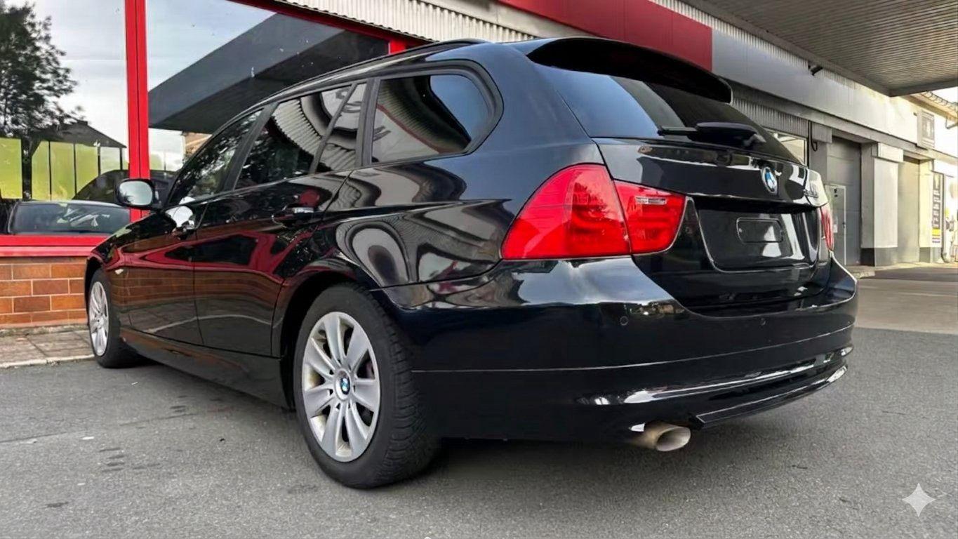 BMW 318 2011 — engine 143 HP (105kW)