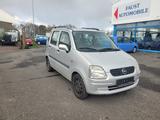 Opel Agila - Opel Agila mit Benzin-Antrieb: Schiebedach