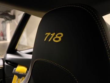 صورة مصغرة 25 لـ 2019 Porsche CAYMAN