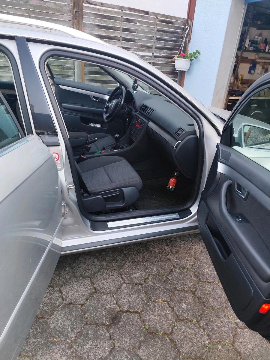Audi A4 2006 — photo 6