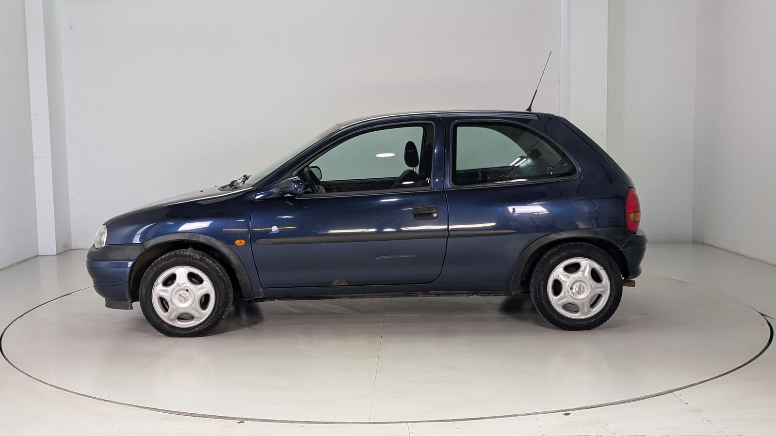 Fahrzeugabbildung Opel Corsa 1.2 16V World Cup Cool * Klima * Automatik