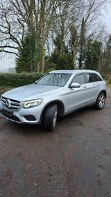 Mercedes-Benz GLC 250 4MATIC Autom. - - silberne Mercedes-Benz GLC-Klasse
