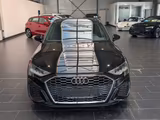 Audi A3 35 TDI Limousine S tronic S line 8-fach - Audi A3 mit Diesel-Antrieb: Limousine, mit Klimaanlage