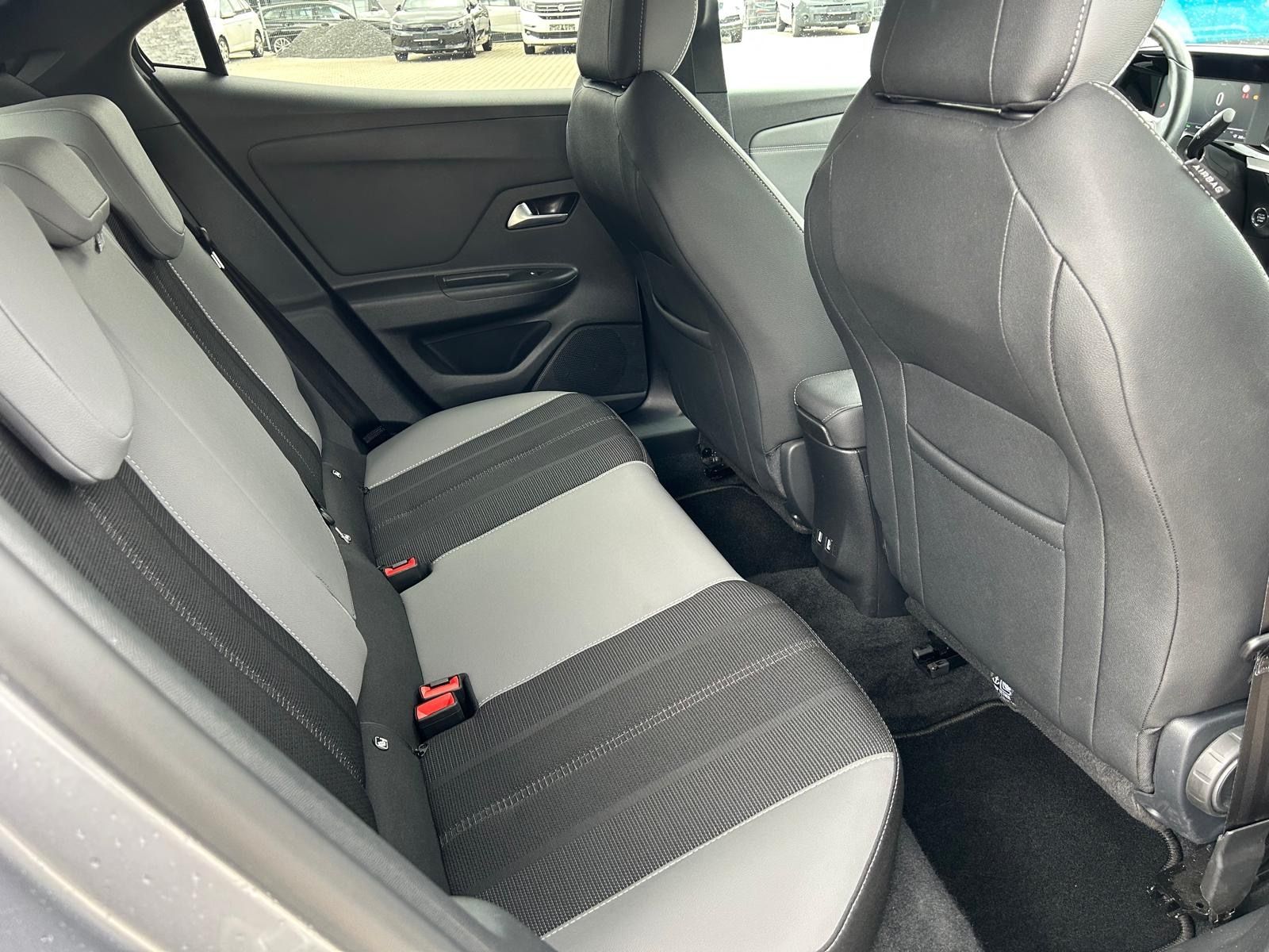 Fahrzeugabbildung Opel Mokka elektro°50 kWh°SOH 99%°Kamera°LED°