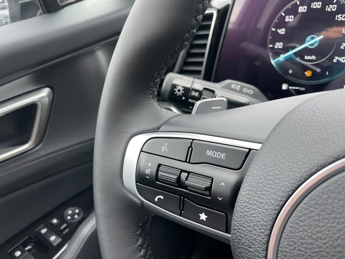 Fahrzeugabbildung Kia Sportage Spirit Mild-Hybrid Navi LED El. Heckkl.