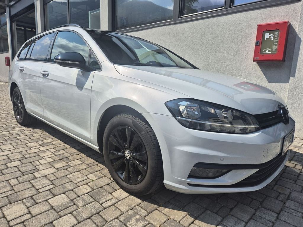 Image of Volkswagen Golf