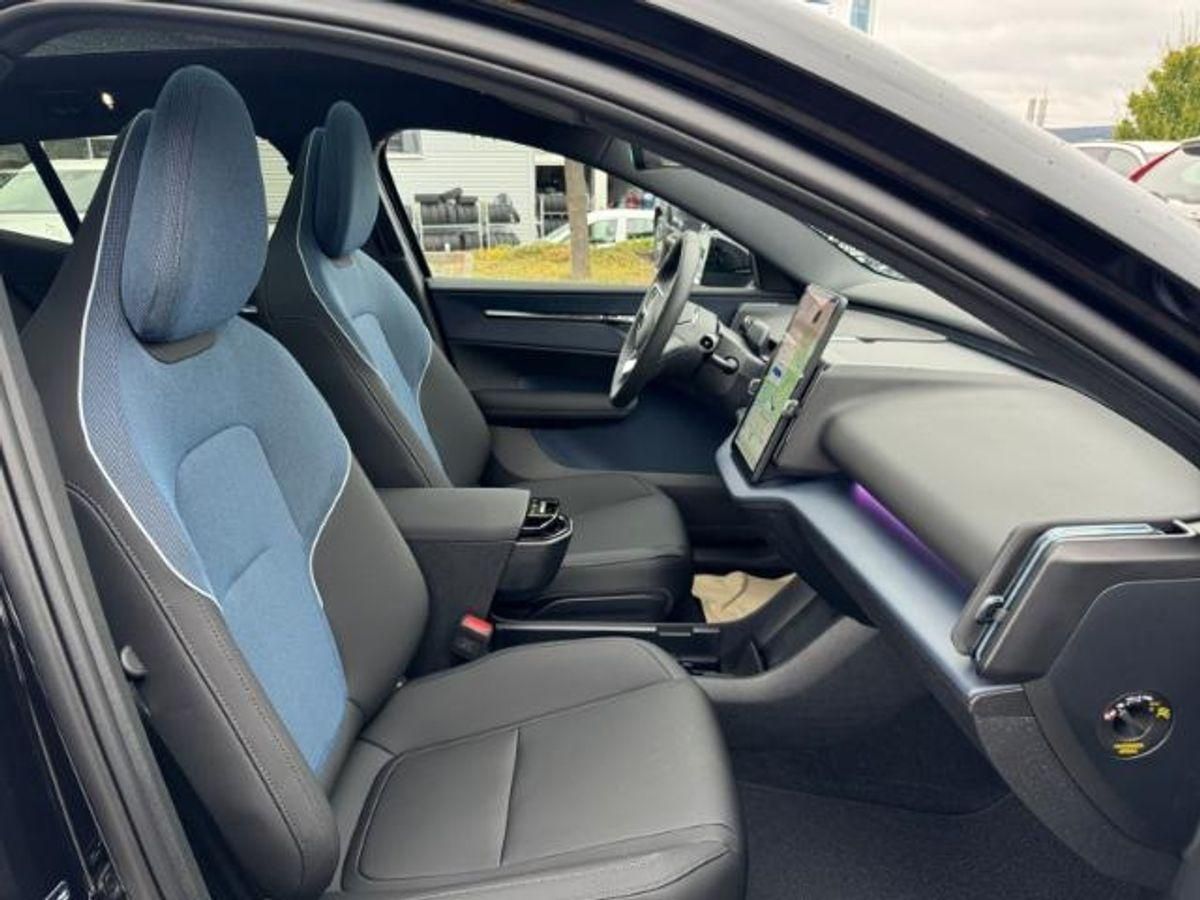 Volvo EX30 - Bild 14