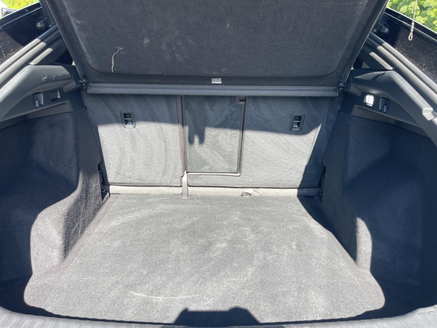 Fahrzeugabbildung Audi Q4 Sportback e-tron 50 S-Line Matrix 21" Sonos