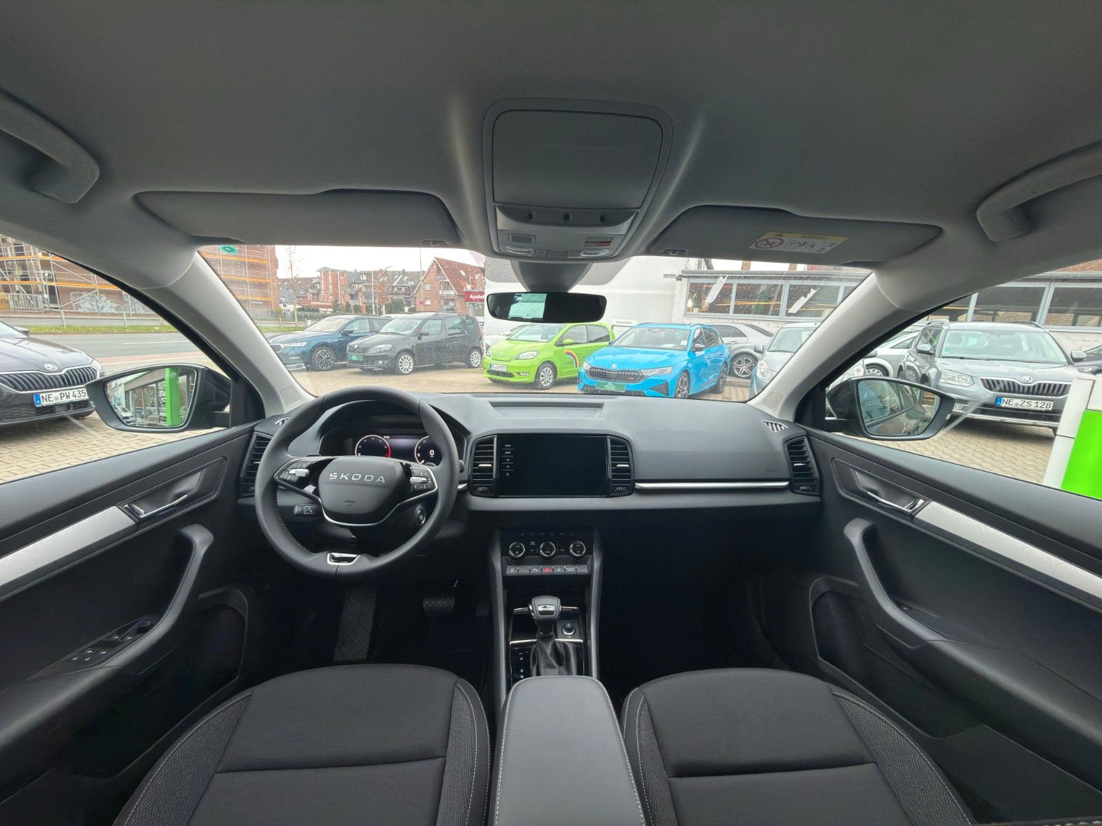 Fahrzeugabbildung SKODA Karoq Balance 1,5 TSI 110 kW 7-Gang-DSG