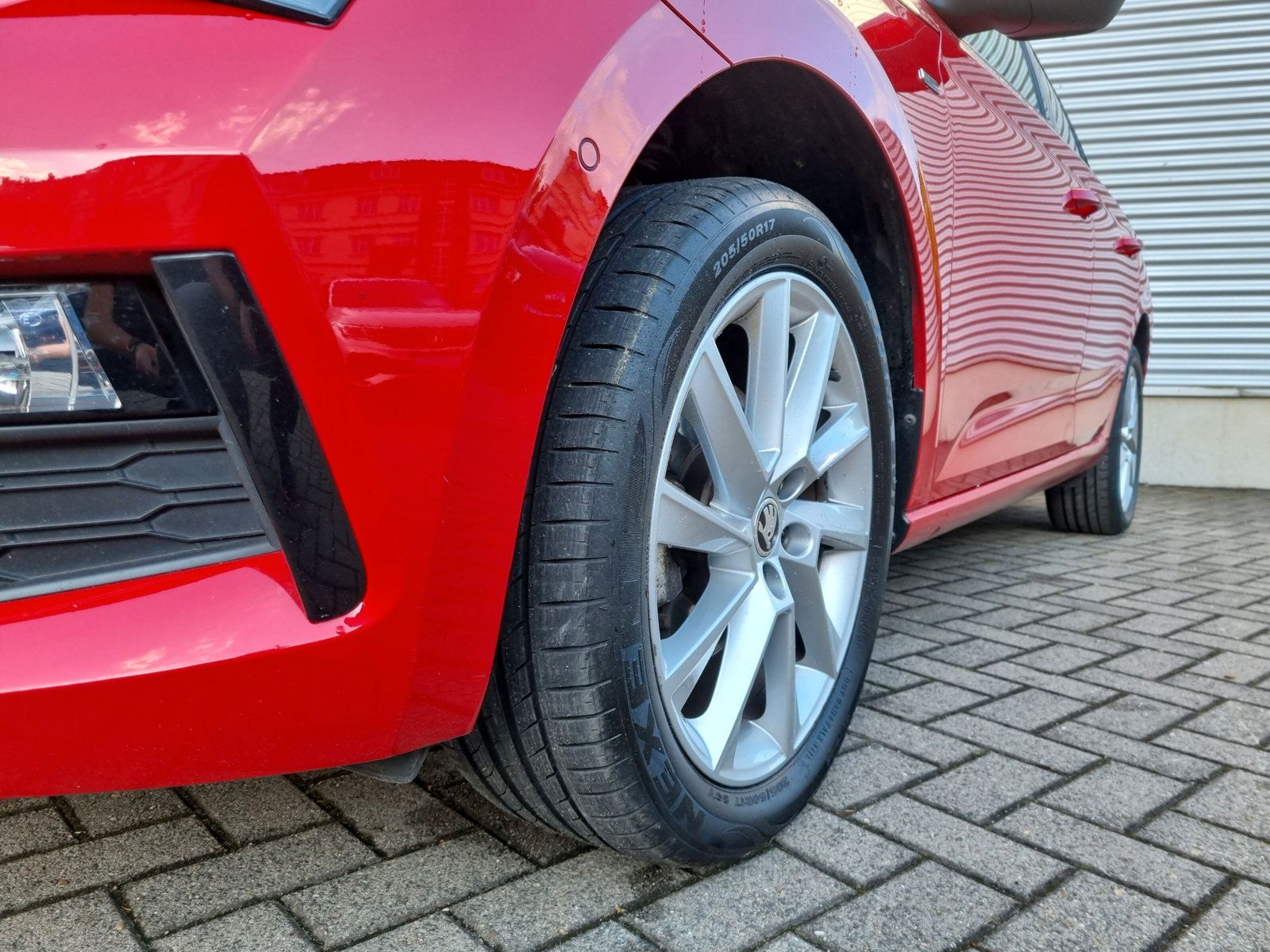 Fahrzeugabbildung SKODA Scala 1.5 TSI DSG Clever AHK eKLAPPE LED KAMERA