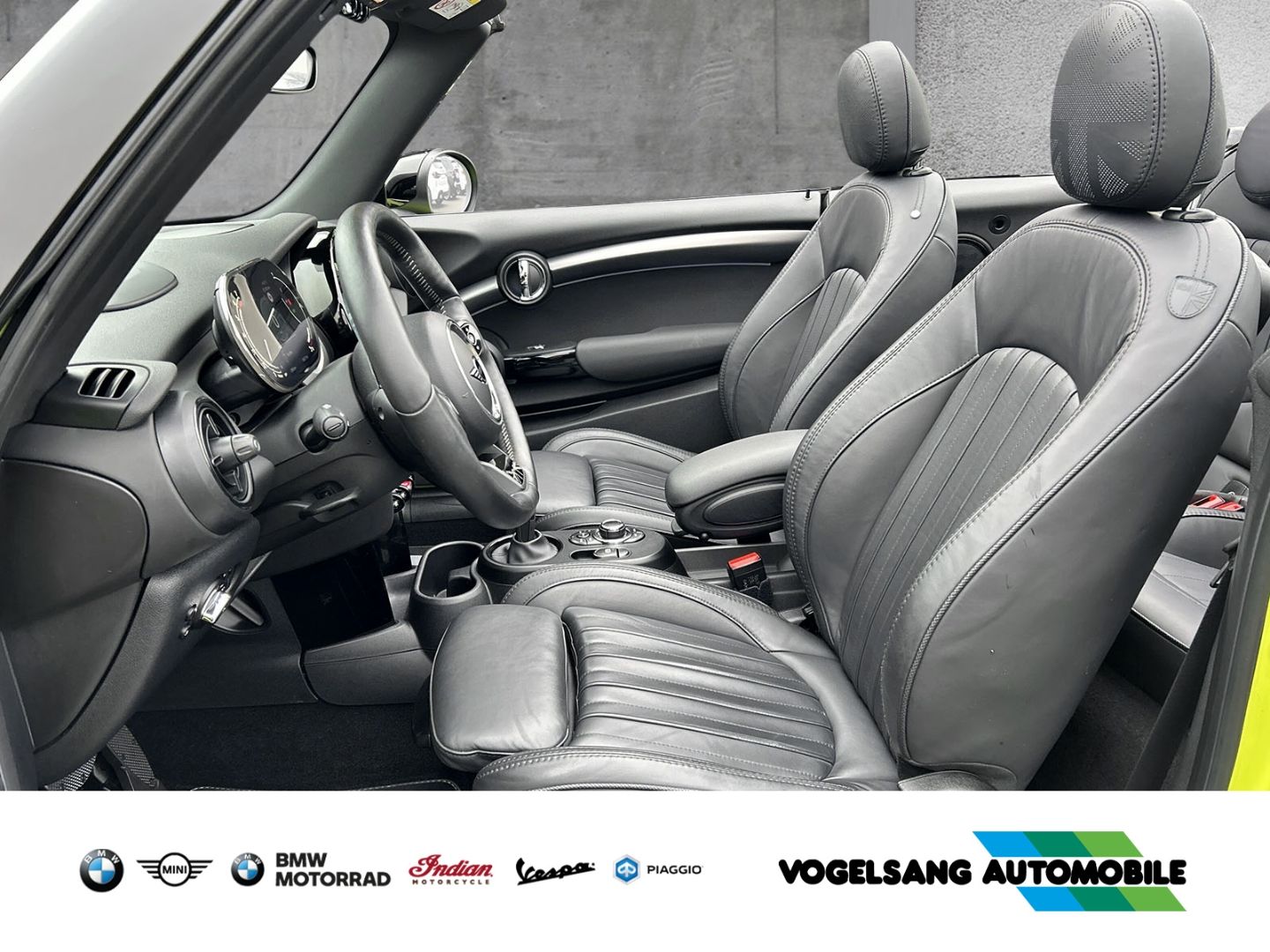 Fahrzeugabbildung MINI Cooper S Cabrio MINI Yours Trim,HeadUp,Rückfahrk