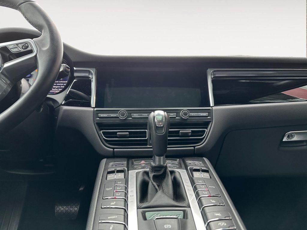 Fahrzeugabbildung Porsche Macan S PDK