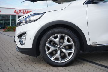 KIA Sorento - 12