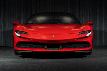2019 Ferrari SF90 照片 2