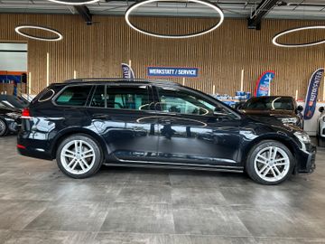 MYAUTOCENTER – Gebraucht- und Jahreswagen mit Werkstattservice in Pfaffenhofen Volkswagen Golf *ACC*PDC*NAVI*2-Zonen*LED*SPORT*
