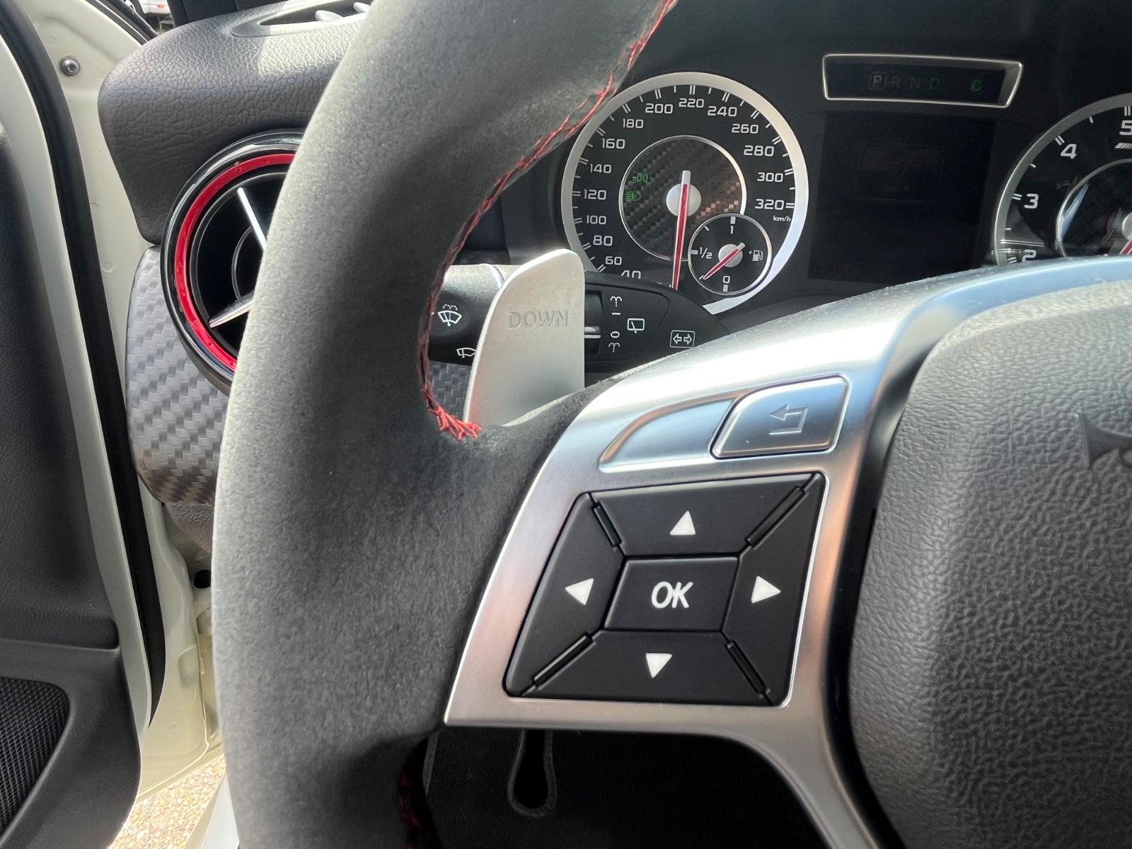 MERCEDES-BENZ A - 45 AMG - 360 CV - CARNET ENTRETIEN