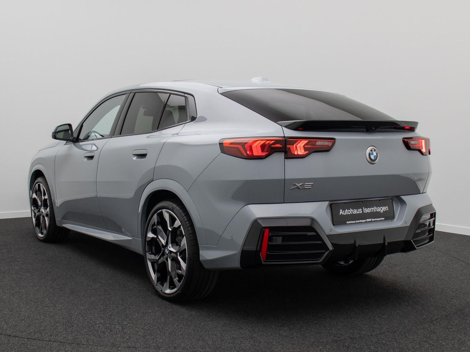 Fahrzeugabbildung BMW X2 sD20i M Sport 360°H/K HUD DAB Panorama 21Zoll