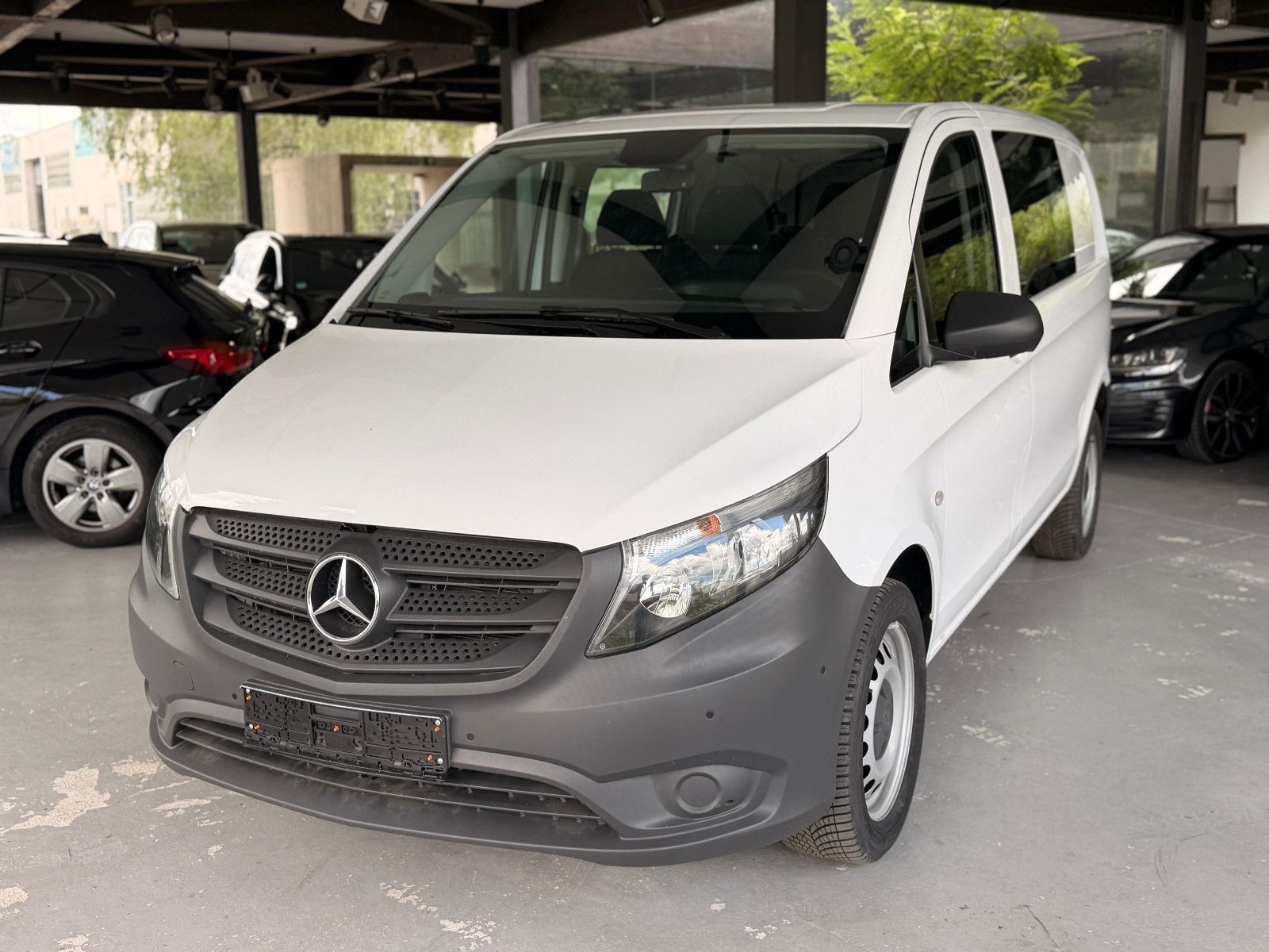 Mercedes-Benz Vito 114 CDI Mixto Kompakt 6 Sitzer TEMPO SHZ foto 3