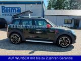 MINI JOHN_COOPER_WORKS Countryman  ALL4, Pano - MINI mit Benzin-Antrieb: Grün, Alcantara