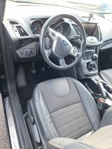 Ford Kuga 2,0 TDCi 2x4 110kW SYNC Edition SYNC Ed... - Ford Kuga aus 2016 mit Diesel-Antrieb: Navigationssystem, Geländewagen