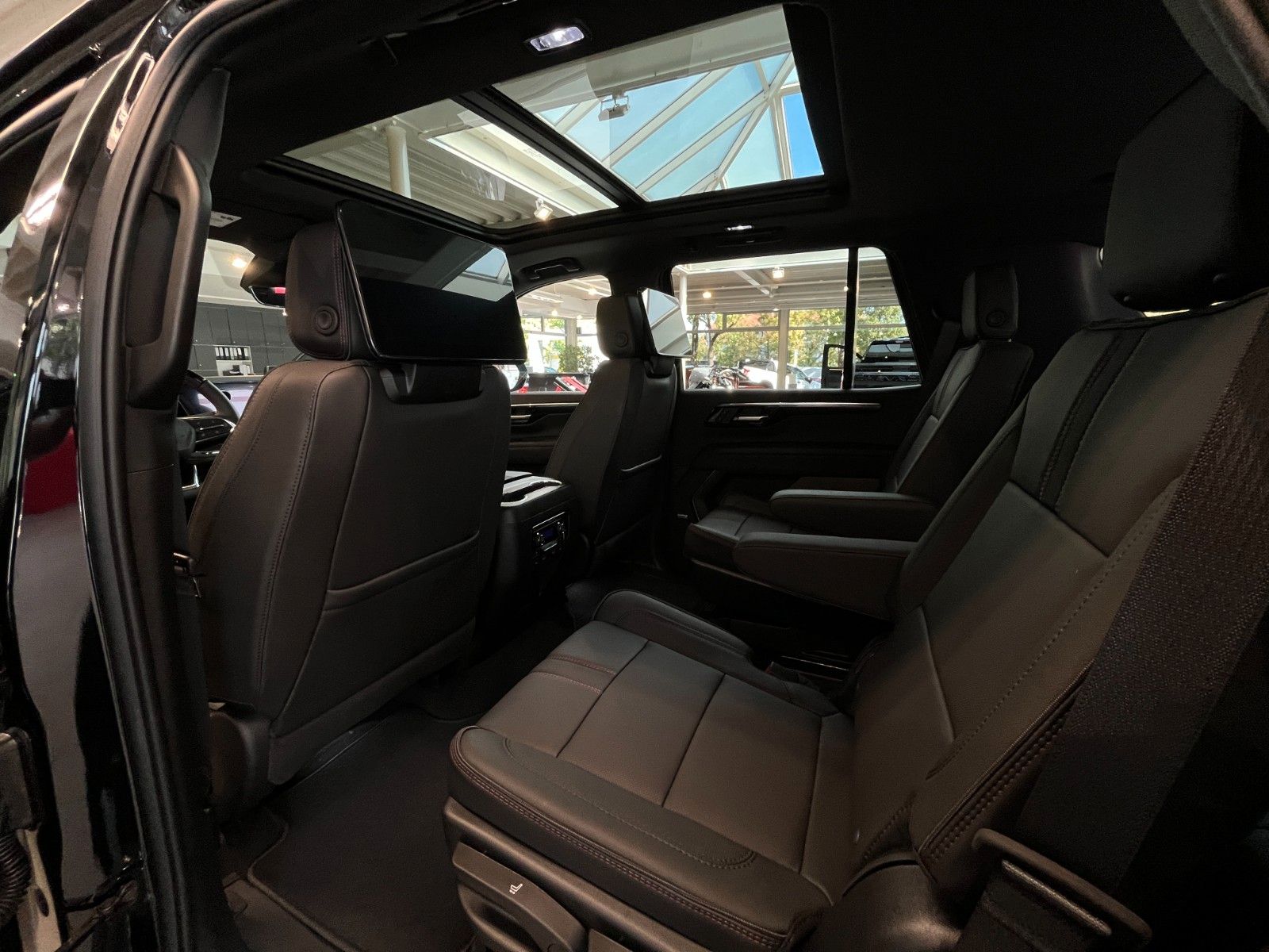 Fahrzeugabbildung Chevrolet Tahoe RST 6.2 V8 LPG