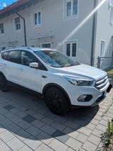 Ford Kuga 1,5 EcoBoost 4x2 110kW COOL & CONNECT C...