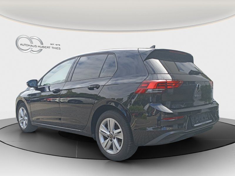 Fahrzeugansicht 5 Fahrzeugabbildung Volkswagen Golf VIII 1.5 TSI Life SMART-LINK+NAVI+LED-PLUS
