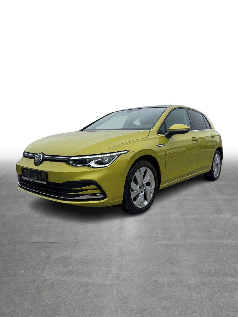 Volkswagen Golf VIII 1.5 eTSI Style DSG Standh. P-Dach LED