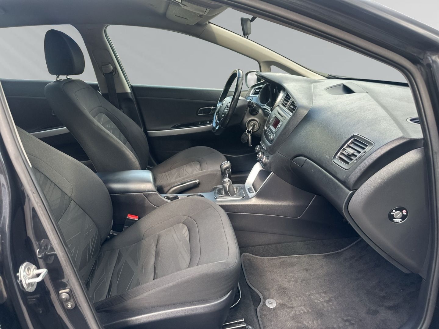 Fahrzeugabbildung Kia Ceed Edition 1.4 ED7 EMOTION +Berganfahrass.+Kli
