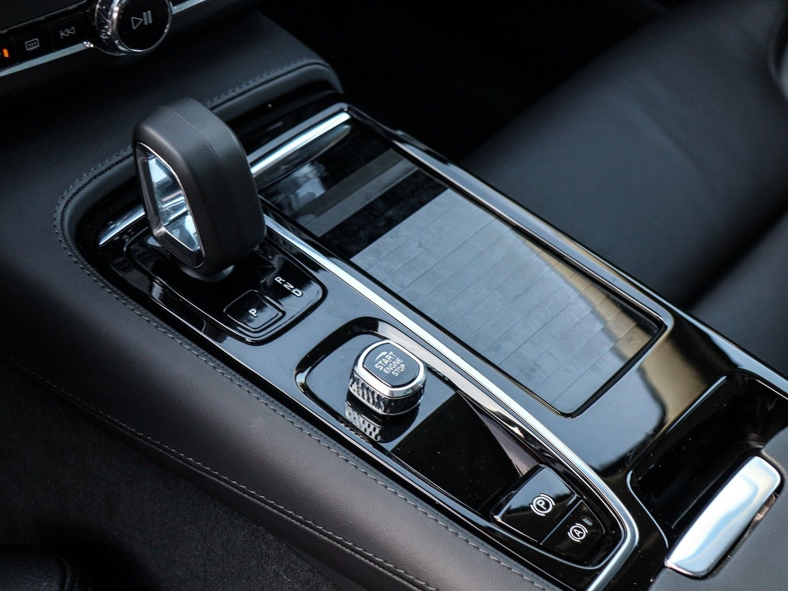 Volvo V90 T6 Recharge AWD Plus Bright NP: 84.950,-//PA foto 10