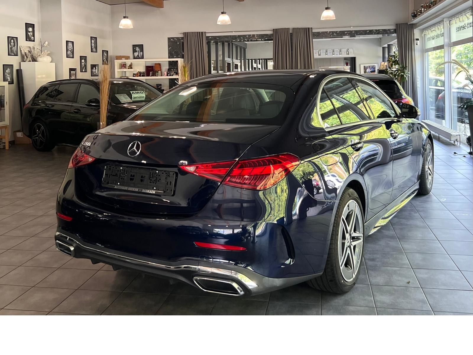 Fahrzeugabbildung Mercedes-Benz C 200 AMG *AHK *Schiebedach *Digital Light *MBUX