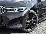 BMW 330i xDrive M Sport Allrad Head-up - BMW 330: Automatik