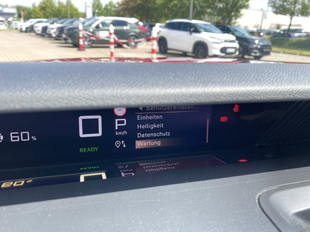 Fahrzeugabbildung Citroën e-C3 Aircross MAX *11KW Lader*Navi*Allwetter*Cam