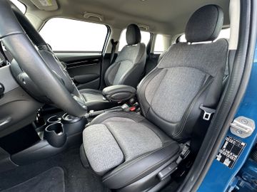 MINI Cooper 1.5 Kam KeyLess LED Navi CARPLAY