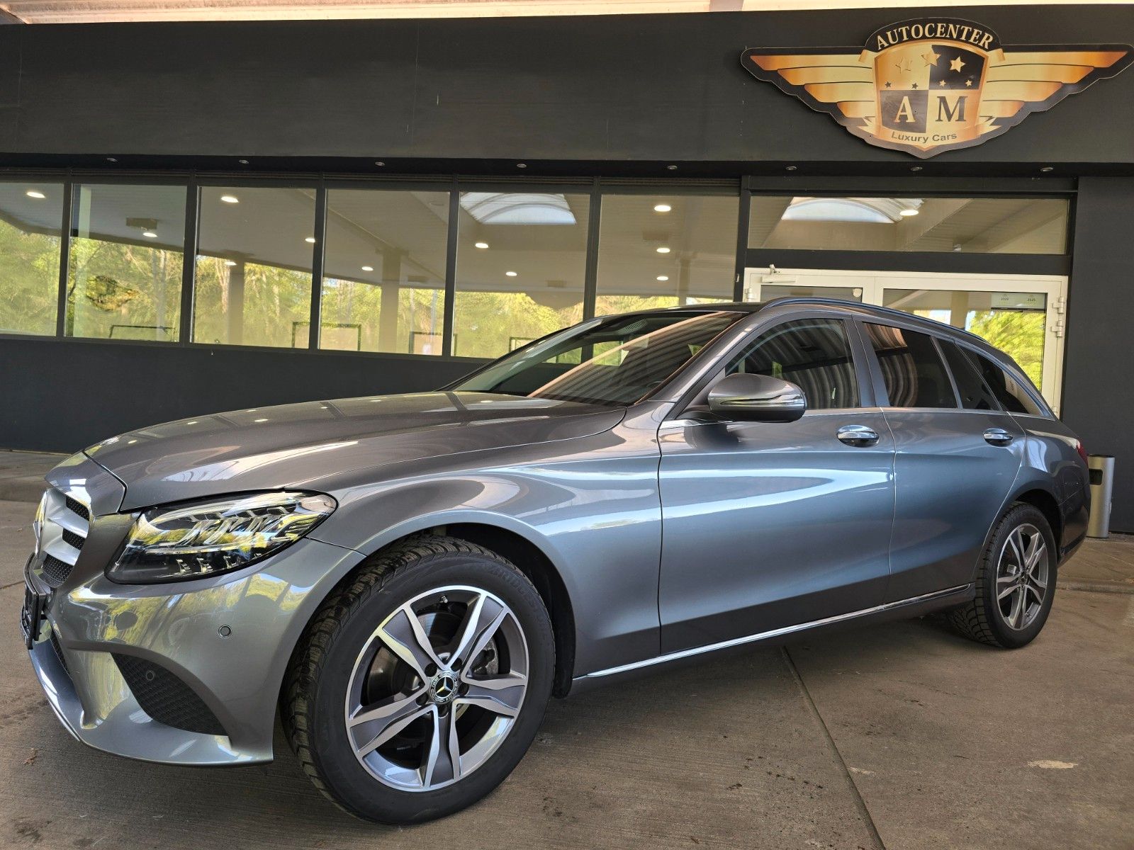 Mercedes-Benz C 220d T 4Matic AVANTGARDE LEDER/Park/AHK/Kamera foto 1