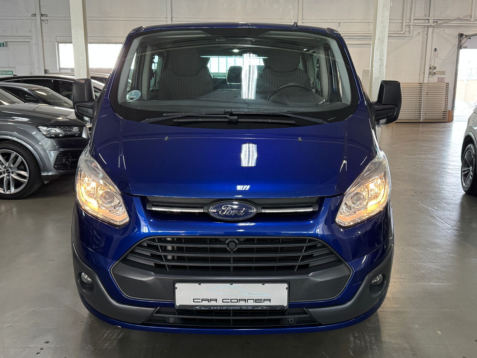 Fahrzeugabbildung Ford TOURNEO CUSTOM 2.2 TDCI WESTFALIA EUROLINE STHD