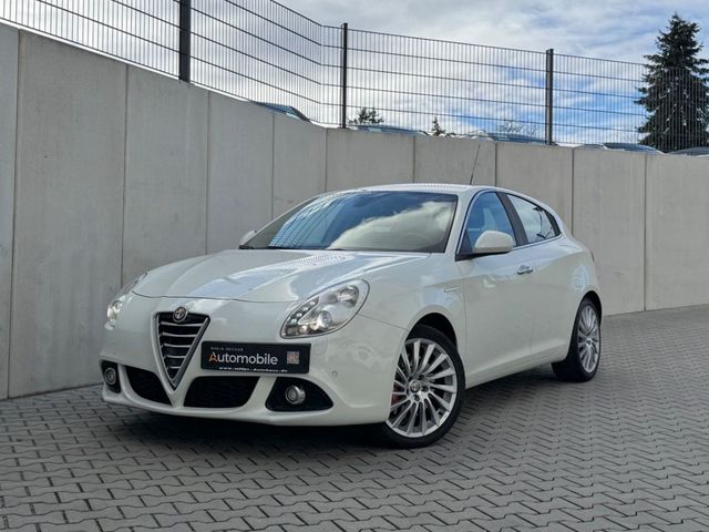 Alfa Romeo Giulietta Turismo Automatik/Bi-Xen/Navi/SHZ/PDC